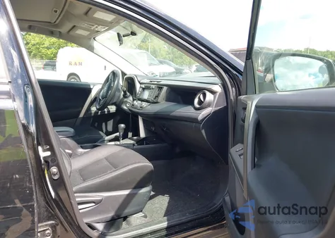 2013 Toyota Rav4 Xle z USA, uszkodzony, nr VIN 2T3RFREV1DW039339